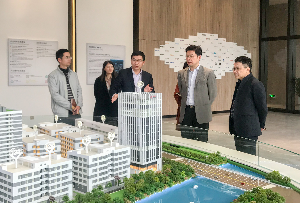 中央財(cái)經(jīng)領(lǐng)導(dǎo)小組辦公室經(jīng)濟(jì)二局副局長祝丹濤