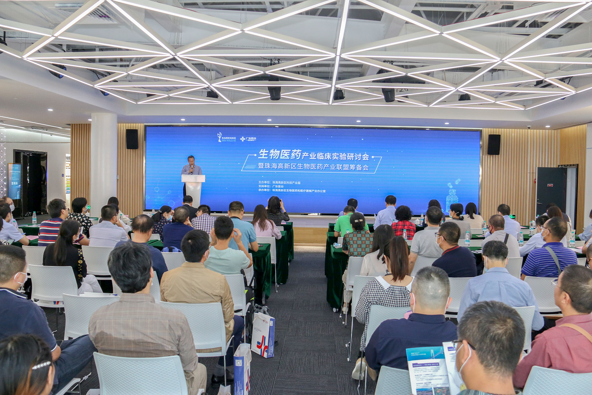 IMG_9205.jpg IMG_9205.jpg