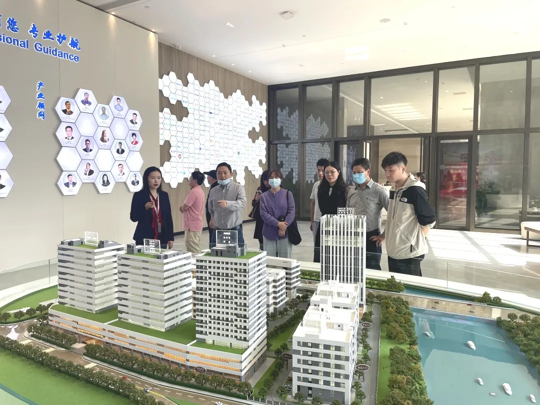 【園區(qū)新聞】重慶西南大學“博士團” 一行蒞臨廣東醫(yī)谷考察交流