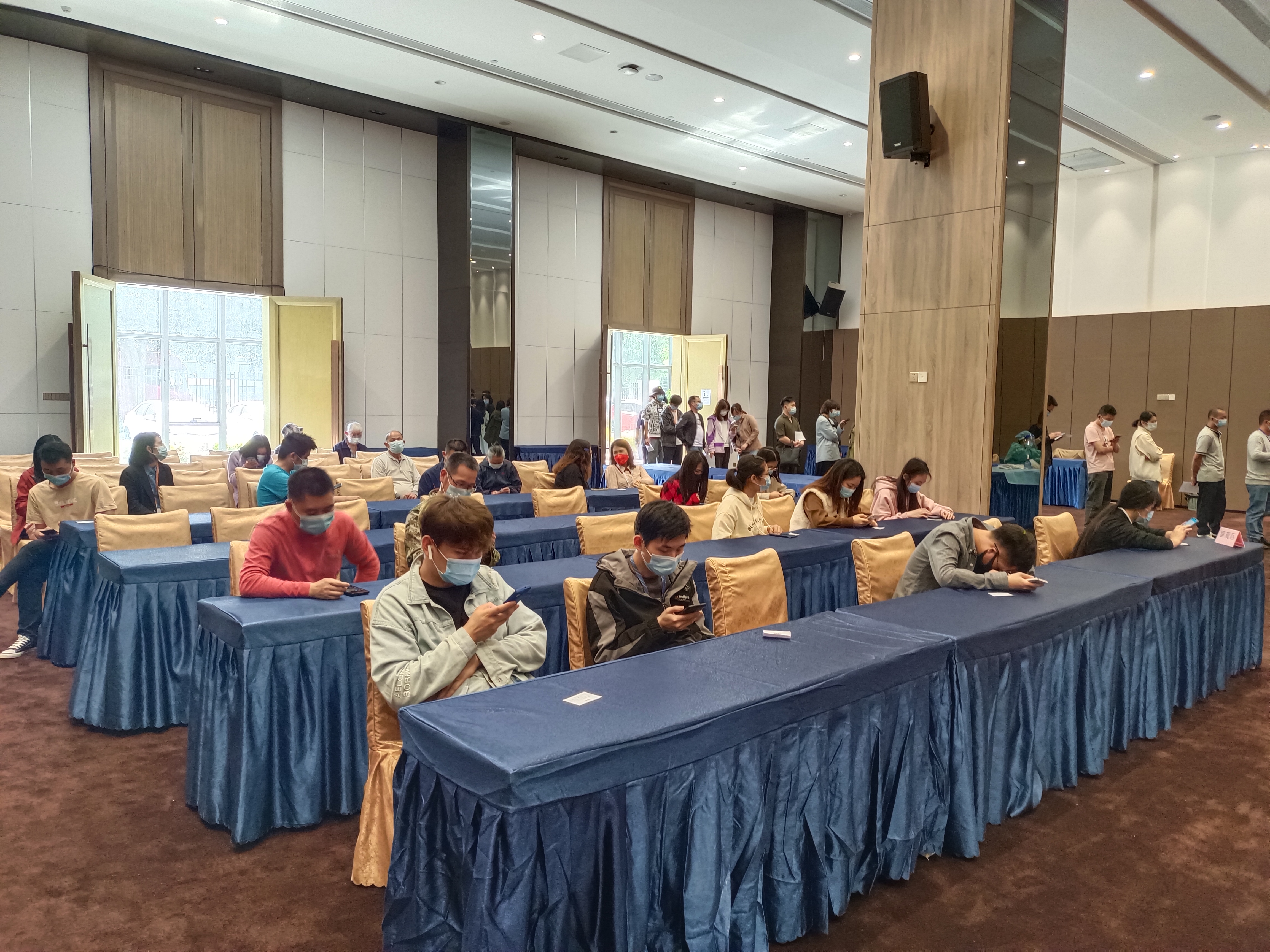 廣東醫(yī)谷開展新冠疫苗序貫加強免疫接種工作，為園區(qū)鞏固免疫長城