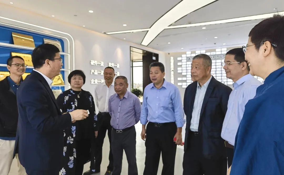 640 (5).jpg undefined