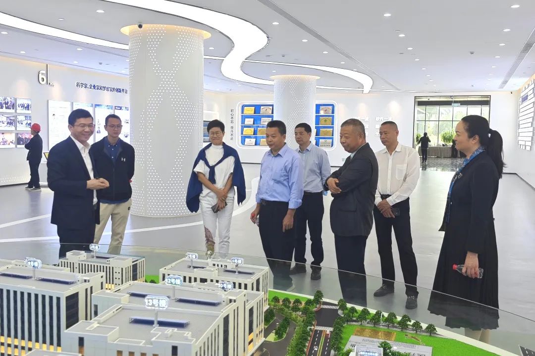 640 (3).jpg undefined