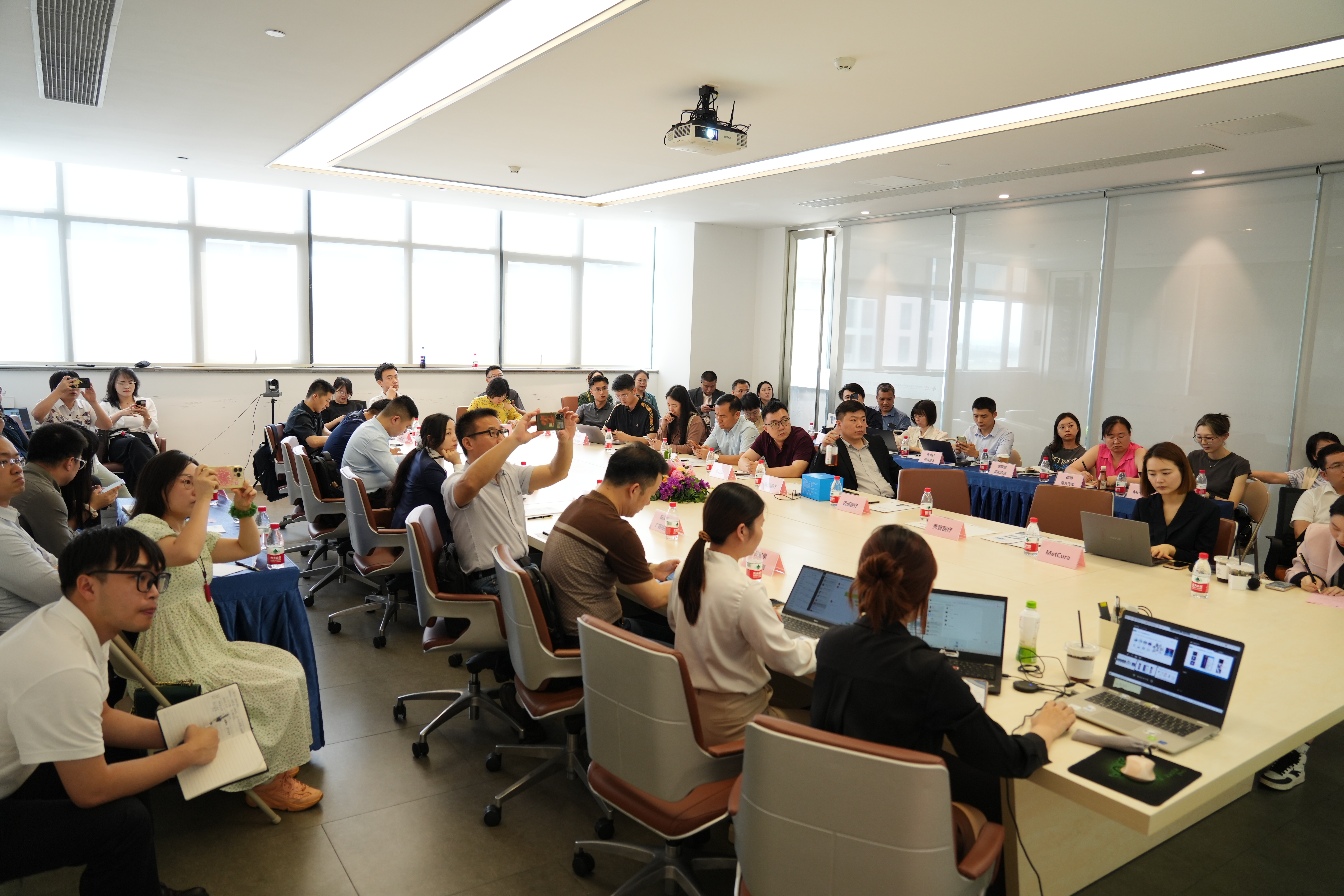 引領(lǐng)生物醫(yī)藥投融資熱潮——“科創(chuàng)南沙·智投未來”系列活動之廣東醫(yī)谷開放日順利舉辦