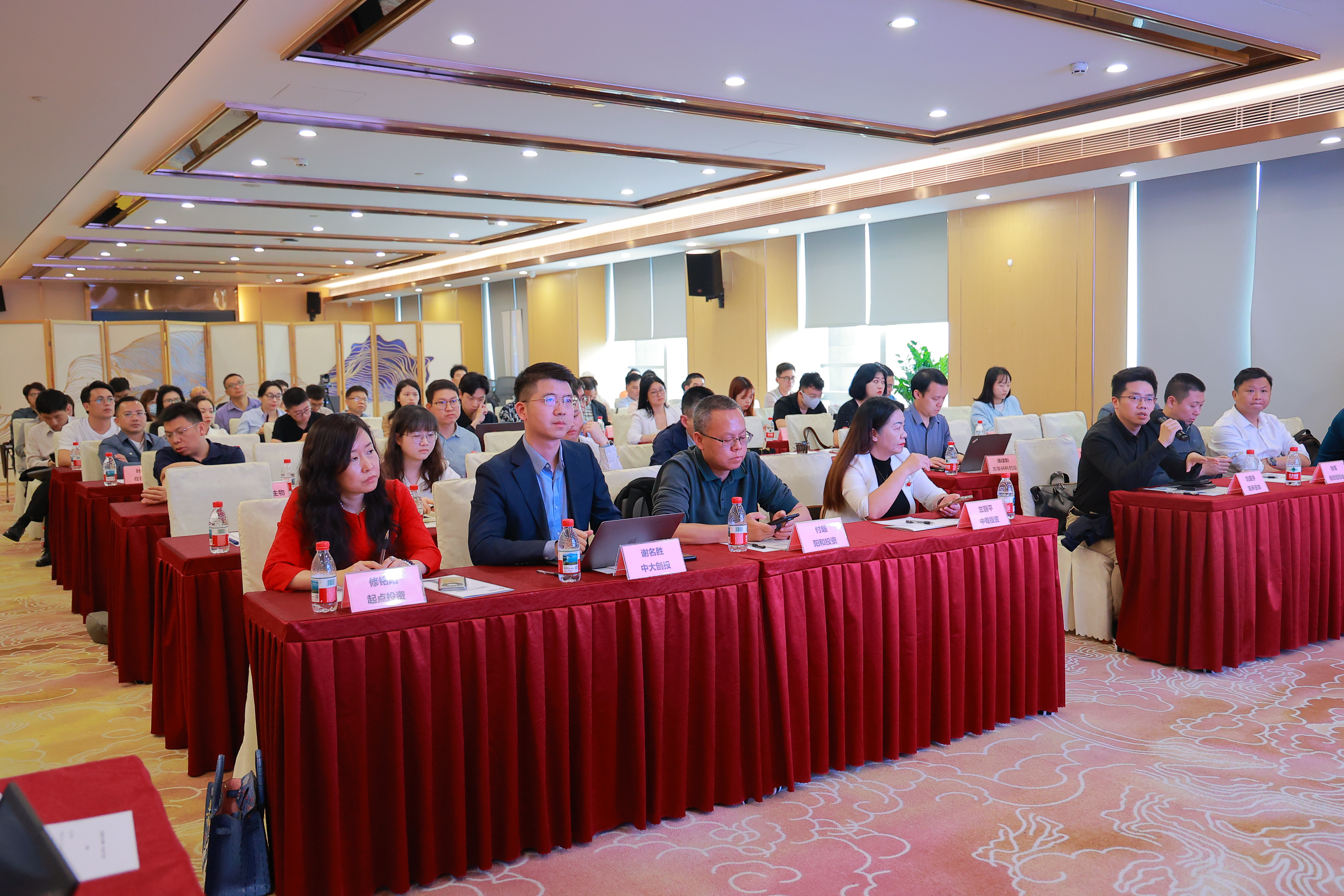 顏值經(jīng)濟(jì)的“造風(fēng)者”——醫(yī)美妝械項(xiàng)目路演活動(dòng)順利舉辦！